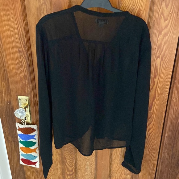 Black sheer blouse - Picture 3 of 4